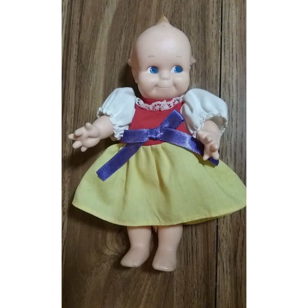 Vintage 1999 Jesco Kewpie Doll  Snow White 8"